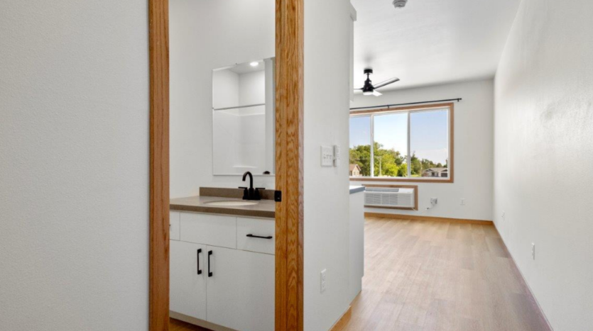 The Links in Yankton, SD - *example studio entry