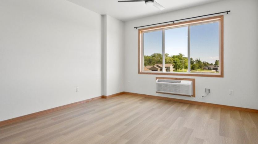 The Links in Yankton, SD - *example studio living area