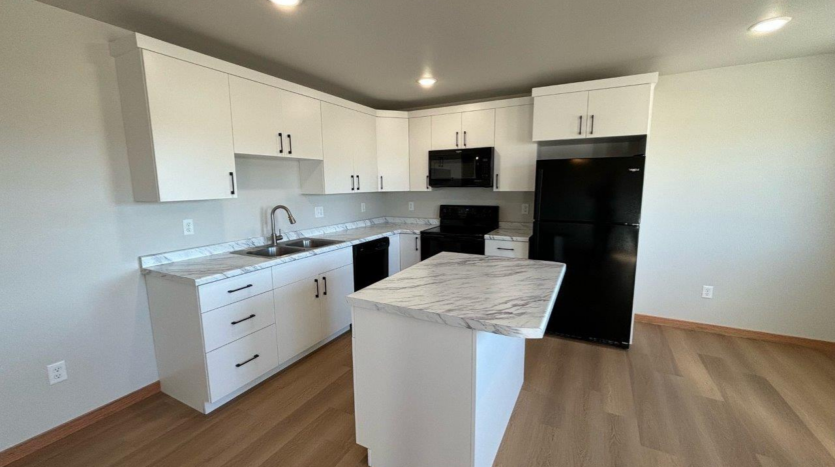 redbird meadows phase III in hayti, sd - 3 bedroom kitchen