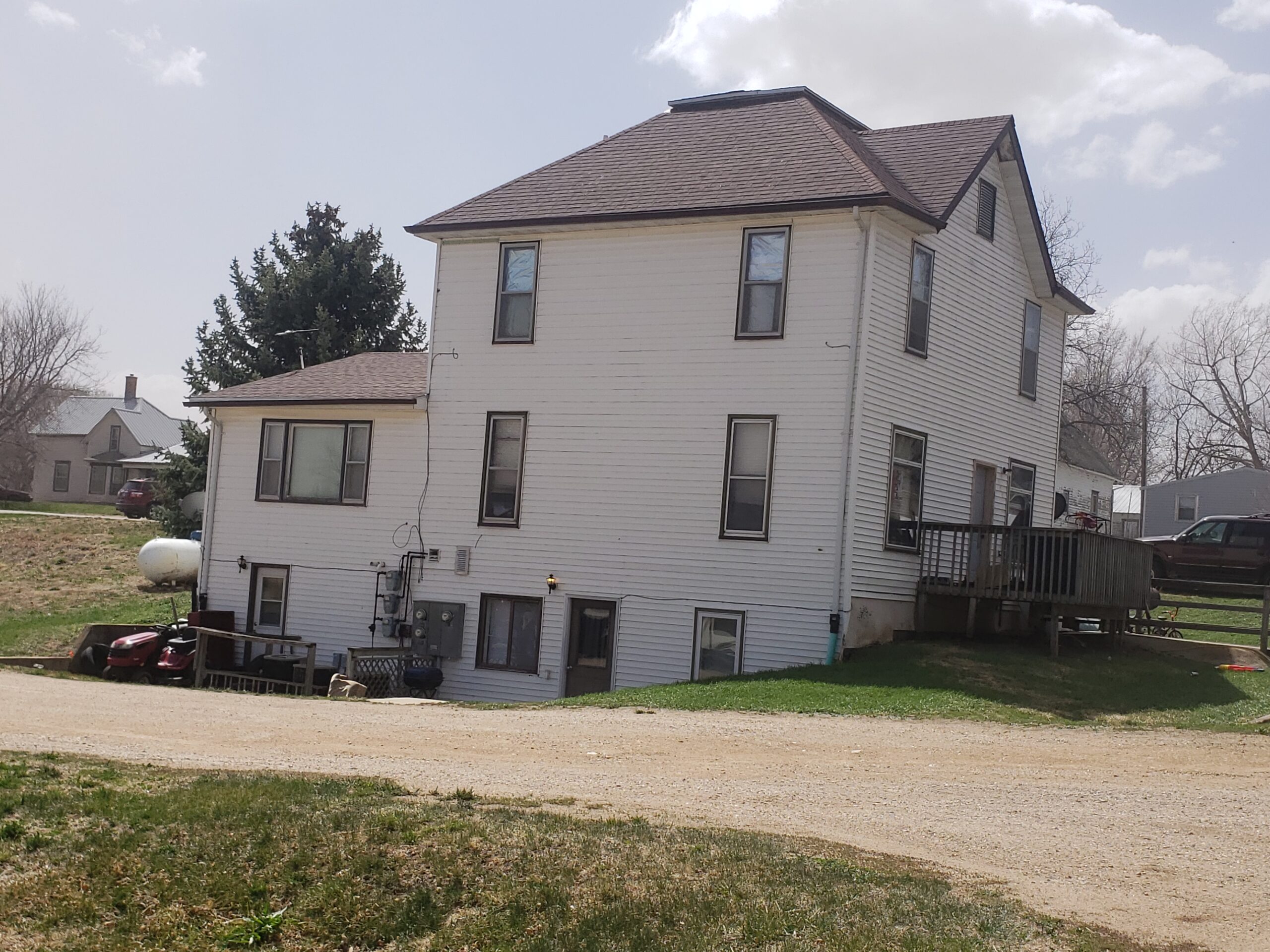 301 Grant, 301 1/2 Grant, & 306 Main