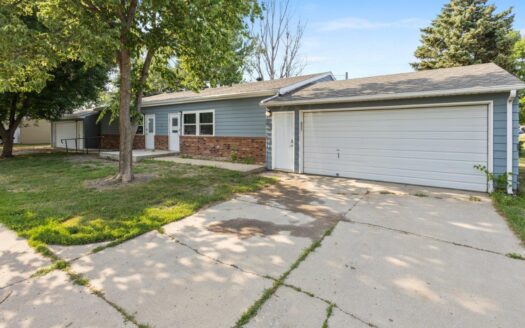 821 Prairie View Drive