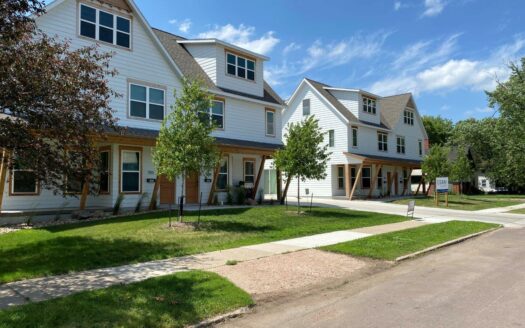 Egan Avenue Residence