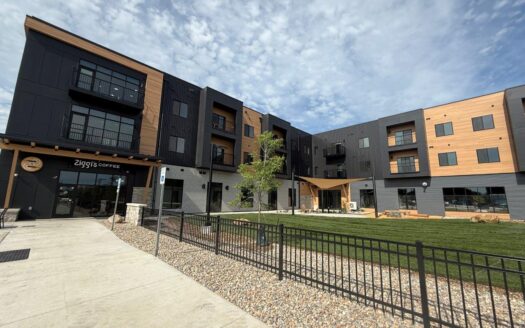 Trails Head Commercial