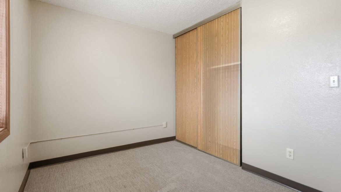 Village Square Apartments in Brookings, SD - 1 Bedroom 3