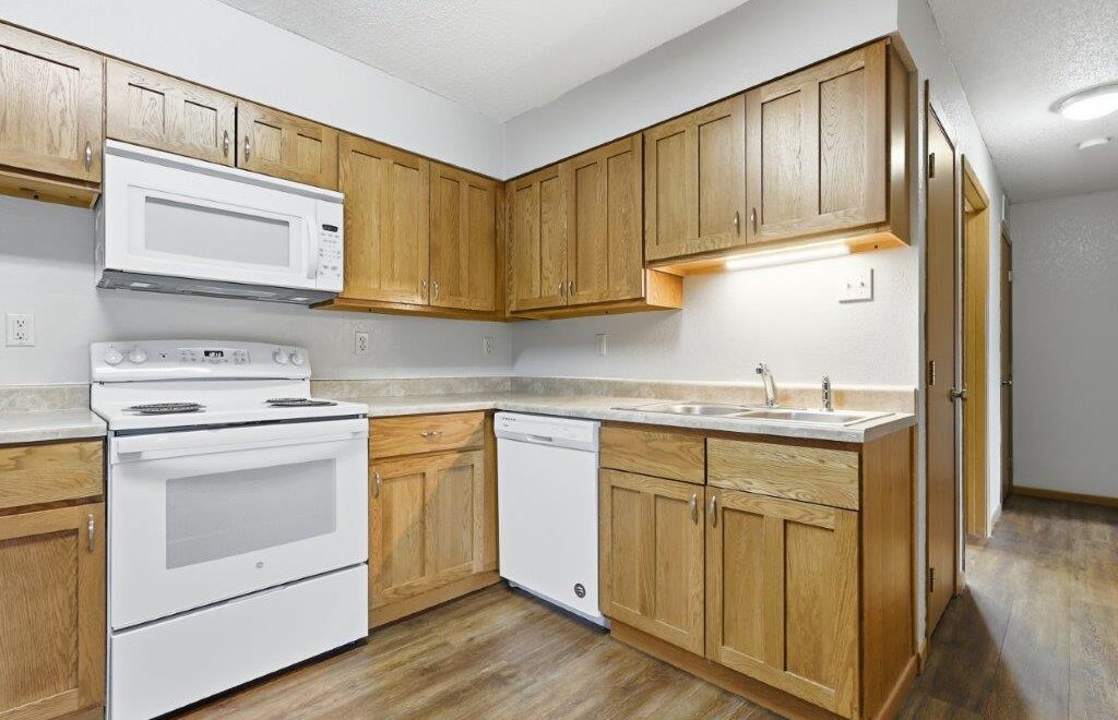 Campus View Apartments in Brookings, SD - (2 Bed)-02