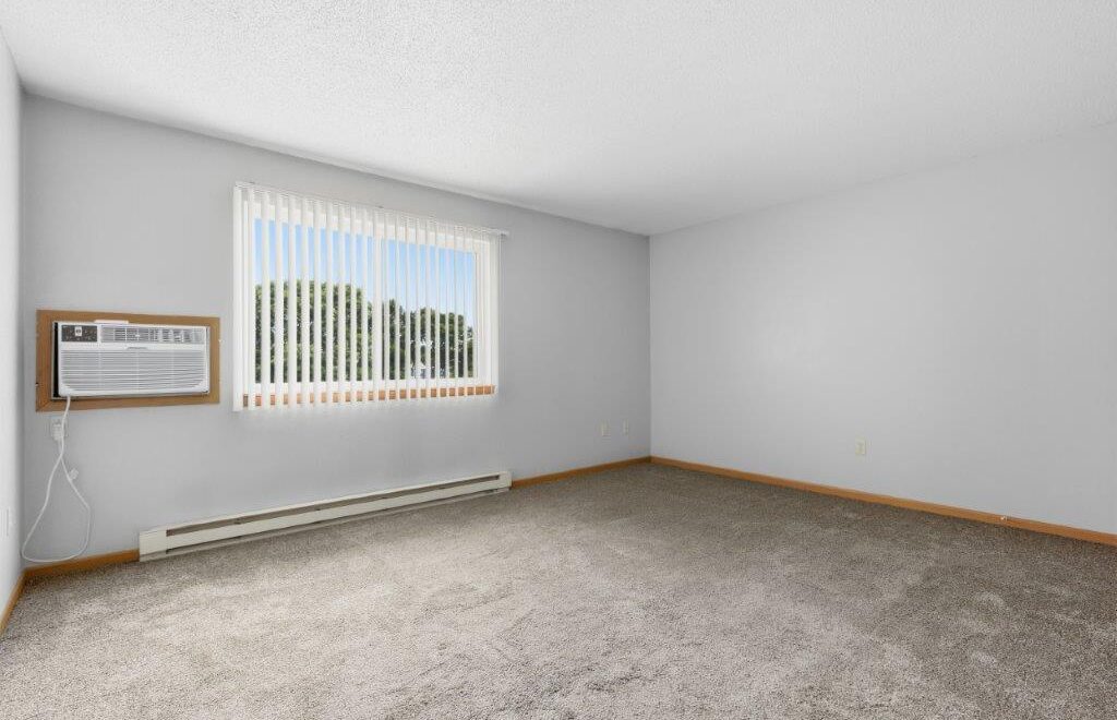 Campus View Apartments in Brookings, SD - (2 Bed)-04