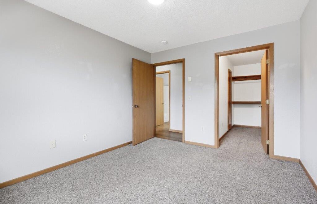 Campus View Apartments in Brookings, SD - (2 Bed)-11