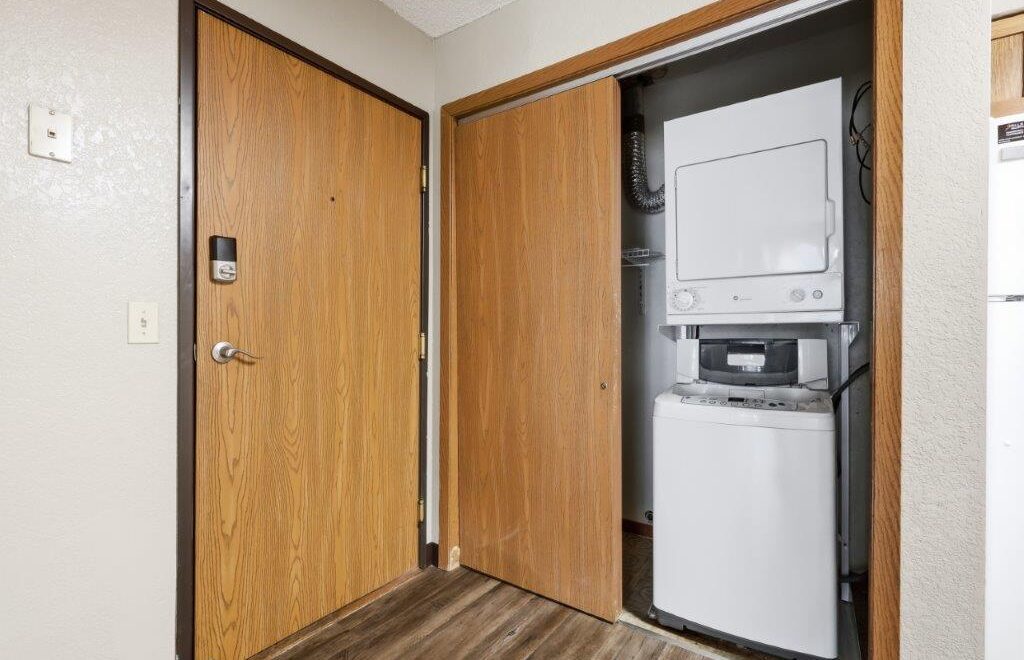 Campus View Apartments in Brookings, SD - (2 Bed)-13