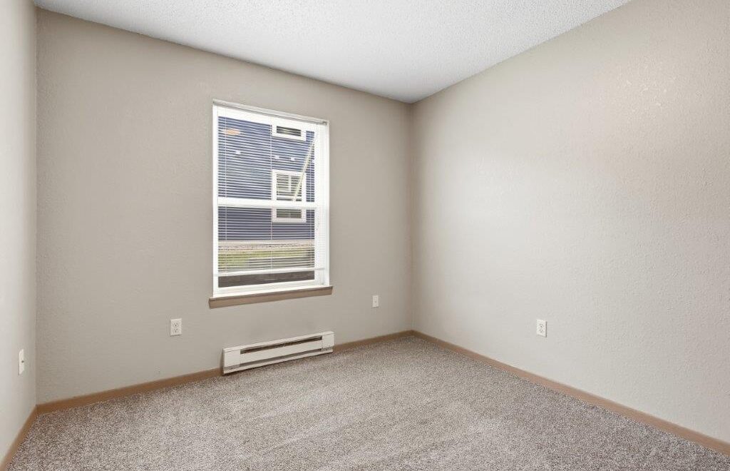 Campus View Apartments in Brookings, SD - (4 Bed)-12