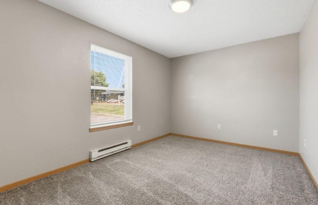 Campus View Apartments in Brookings, SD - (4 Bed)-13