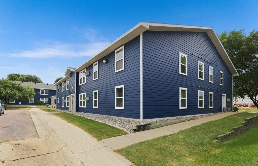 Campus View Apartments in Brookings, SD - Exterior 02 (2026)