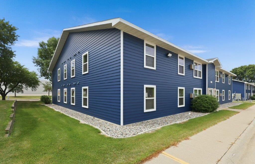 Campus View Apartments in Brookings, SD - Exterior 03 (2026)