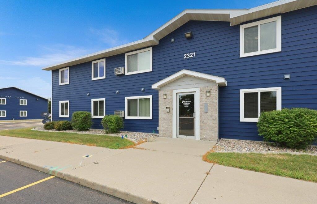 Campus View Apartments in Brookings, SD - Exterior 07 (2026)