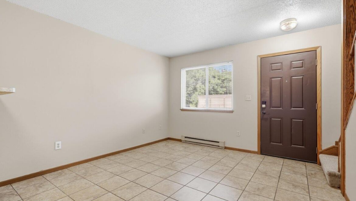 Garden Village Townhomes in Brookings, SD - photo #10