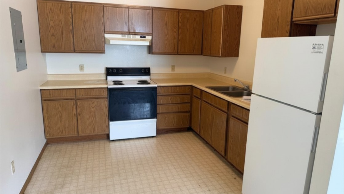 lincoln apartments (vermillion) kitchen
