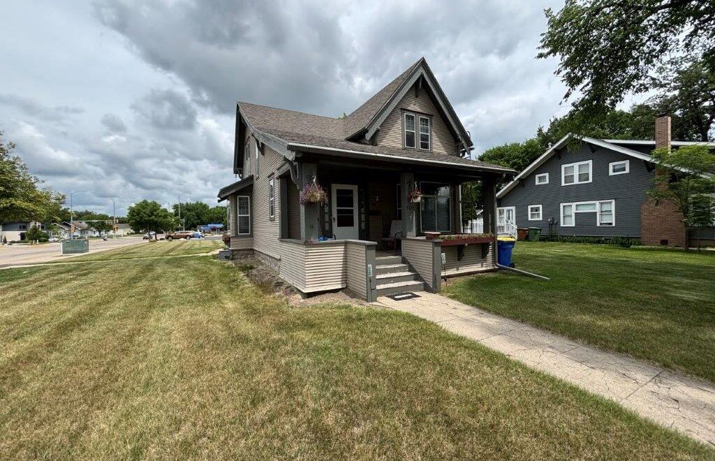 505 5th Street South in Brookings, SD - Exterior 1