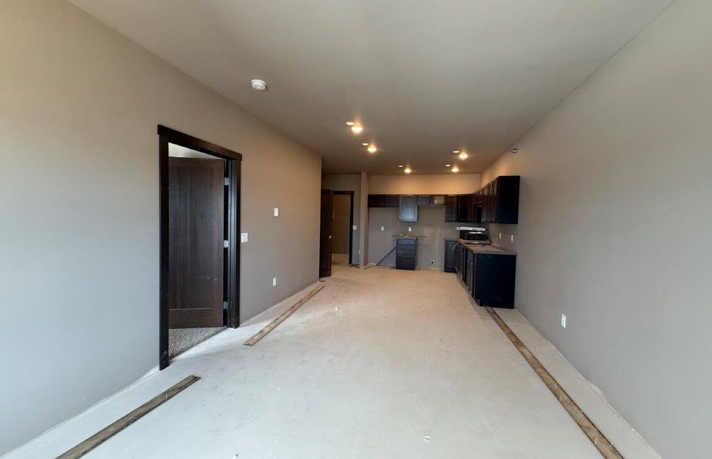 Flats on Kemp in Watertown, SD - Kitchen/Living Room Example
